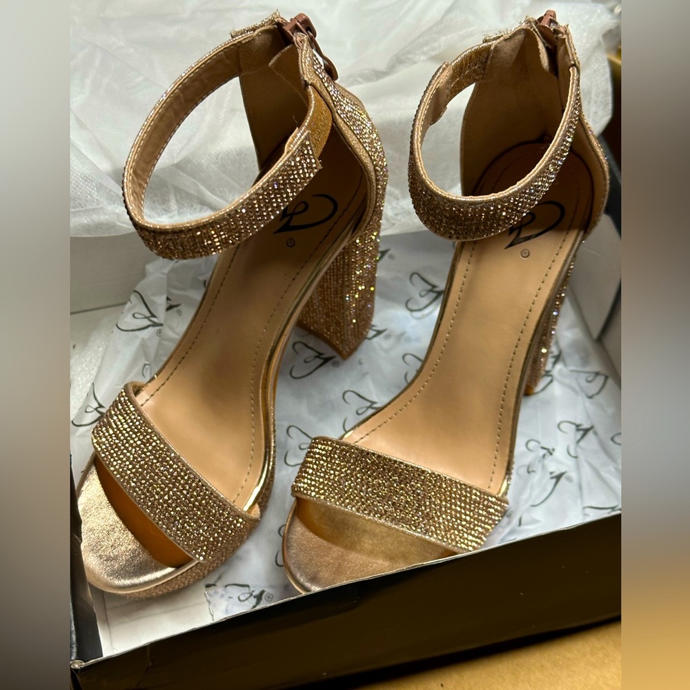 Windsor Yula Heels